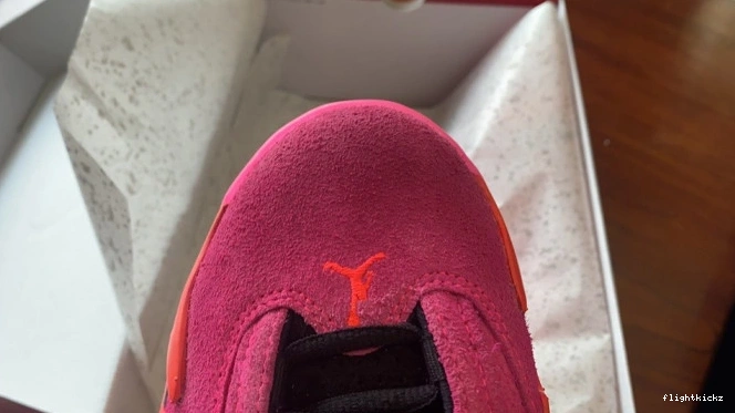 Pink Jordan Shocking DH4121-600 (W) Low 14 Retro 0820